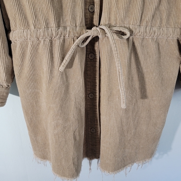 Asos Women's Plus Size Beige Corduroy Shacket Sz 18 Cinched Waist Raw Hem Pocket - Picture 6 of 12